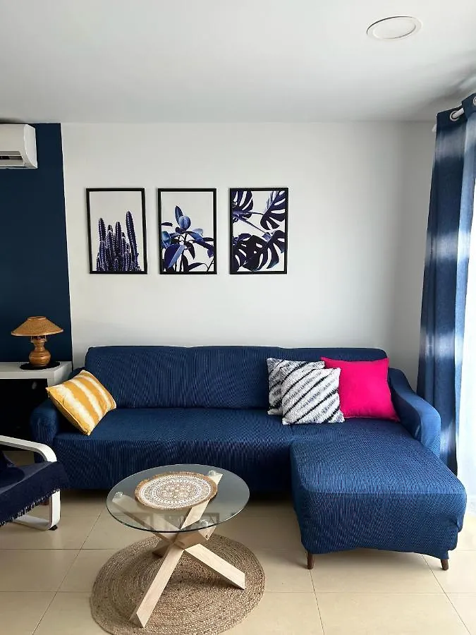 Tatil Evi Casa Bleu 2 Floors ,2 Bedrooms ,Equipped Kitchen ,Balcony ,Terrace And Grill Puerto Calero